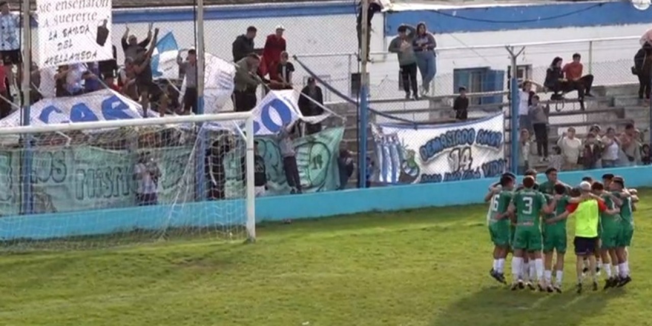 Ferro le gan a Racing de remontada